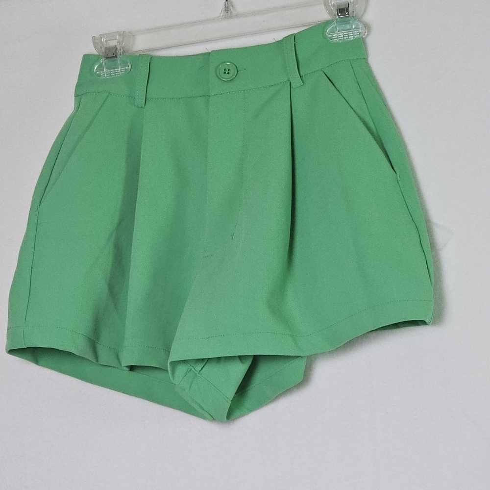 WeWoreWhat By Danielle Berstein Green Pleated Trouser Shorts Sz 00,Preppy